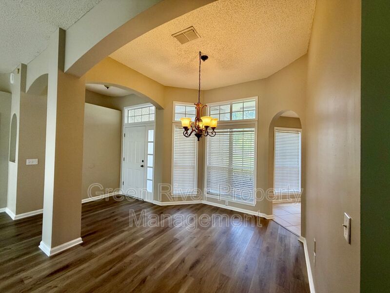 Live the Eagle Harbor Lifestyle! property image