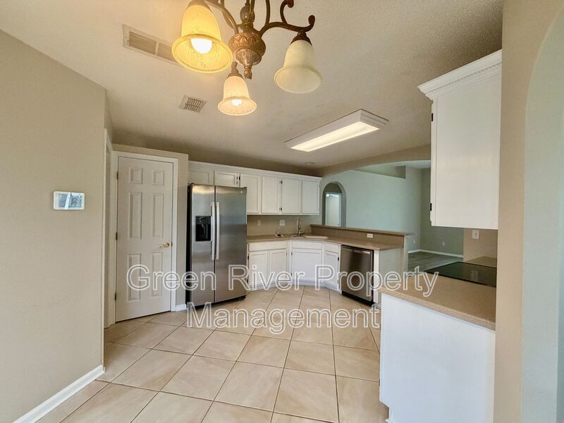 Live the Eagle Harbor Lifestyle! property image