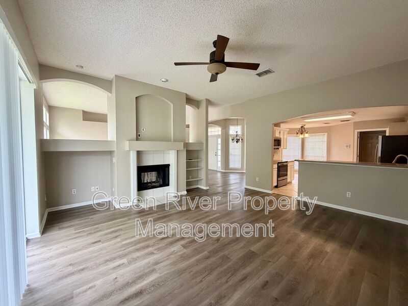 Live the Eagle Harbor Lifestyle! property image
