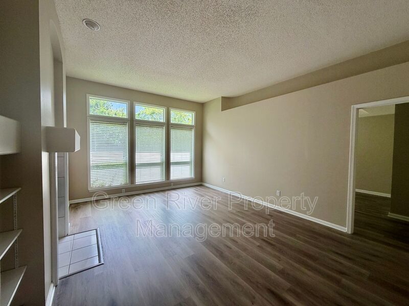 Live the Eagle Harbor Lifestyle! property image