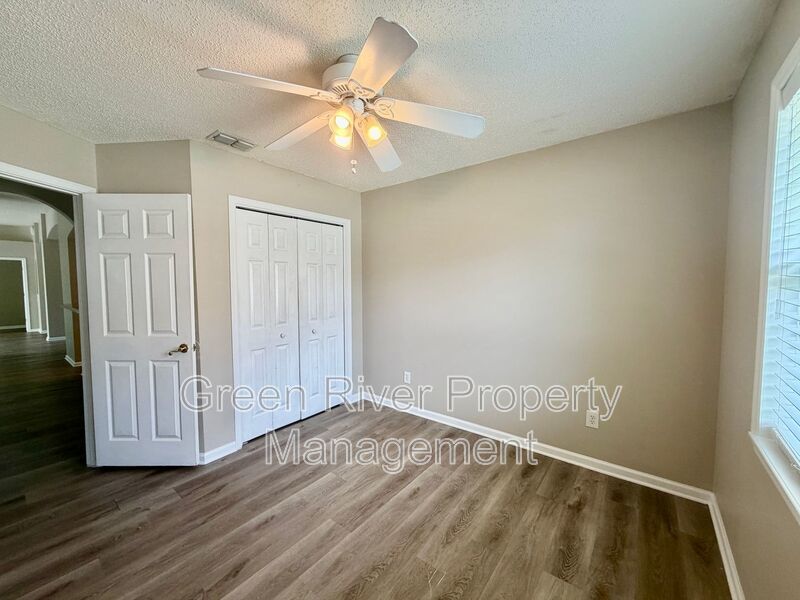 Live the Eagle Harbor Lifestyle! property image
