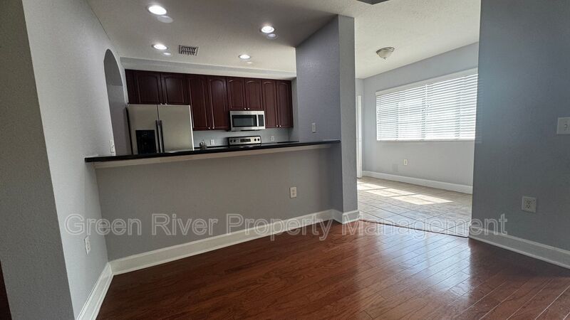 Lakeview Townhome in Il Villagio with Garage, Screened Lanai & Resort-Style Amenities property image