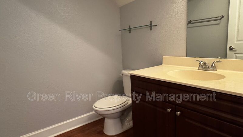 Lakeview Townhome in Il Villagio with Garage, Screened Lanai & Resort-Style Amenities property image