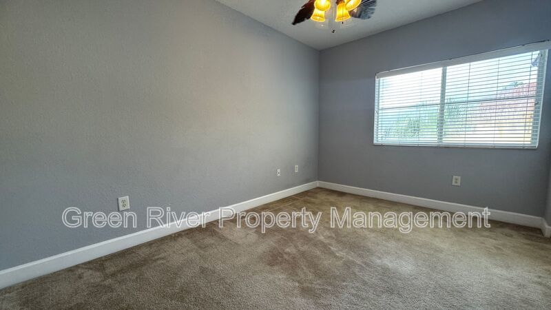 Lakeview Townhome in Il Villagio with Garage, Screened Lanai & Resort-Style Amenities property image