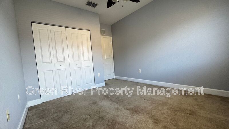 Lakeview Townhome in Il Villagio with Garage, Screened Lanai & Resort-Style Amenities property image