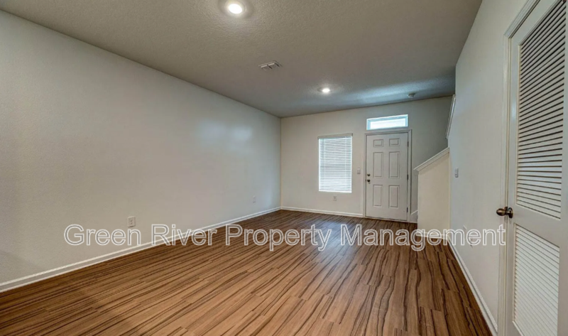 Charming Middleburg Townhome with Garage In Kindlewood! property image