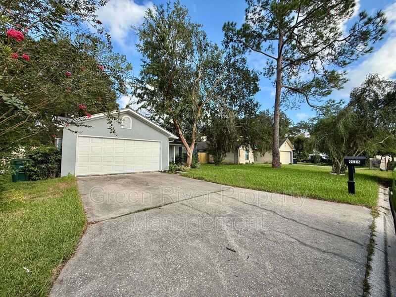 Charming 3-Bedroom Home in Fountain Gate property image