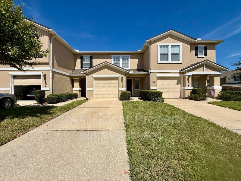 Charming Villa with Community Amenities in Lake Ridge Villas North property image