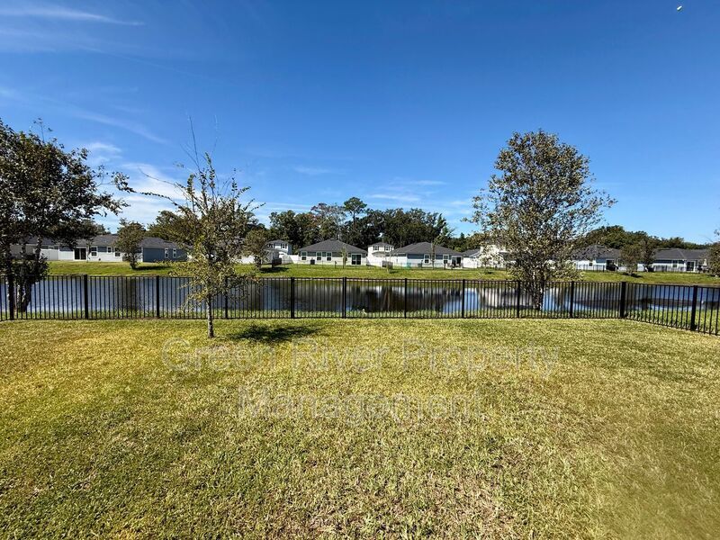 Pet friendly 4-bedroom, 2-bathroom home in the Twin Hills community! property image
