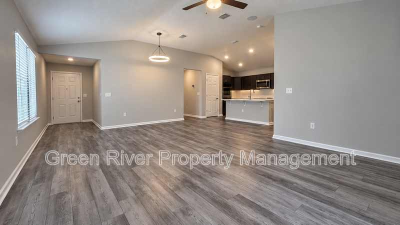 Modern 3-Bedroom Home with Open Living & Prime Jacksonville Location! property image