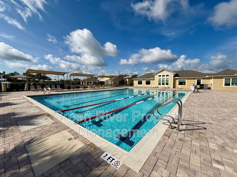 Spacious 4-Bedroom Home in Desirable Cross Creek Community property image