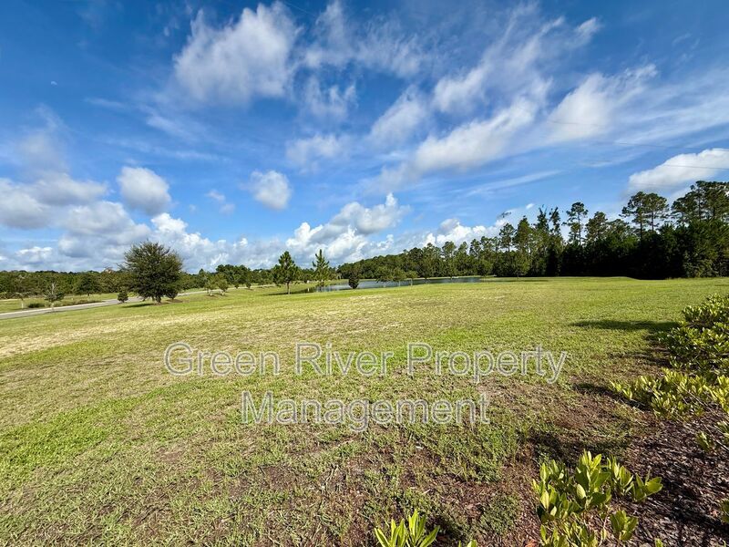Spacious 4-Bedroom Home in Desirable Cross Creek Community property image